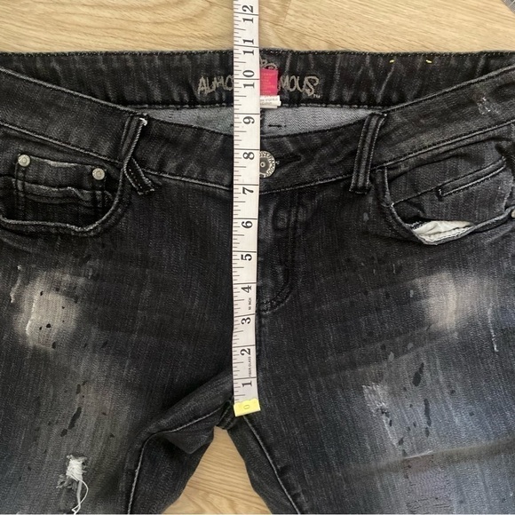 Y2K Grunge ALMOST Famous Distressed Bermuda Jean Shorts Size 11 Y2K Emo Low Rise - Picture 8 of 15